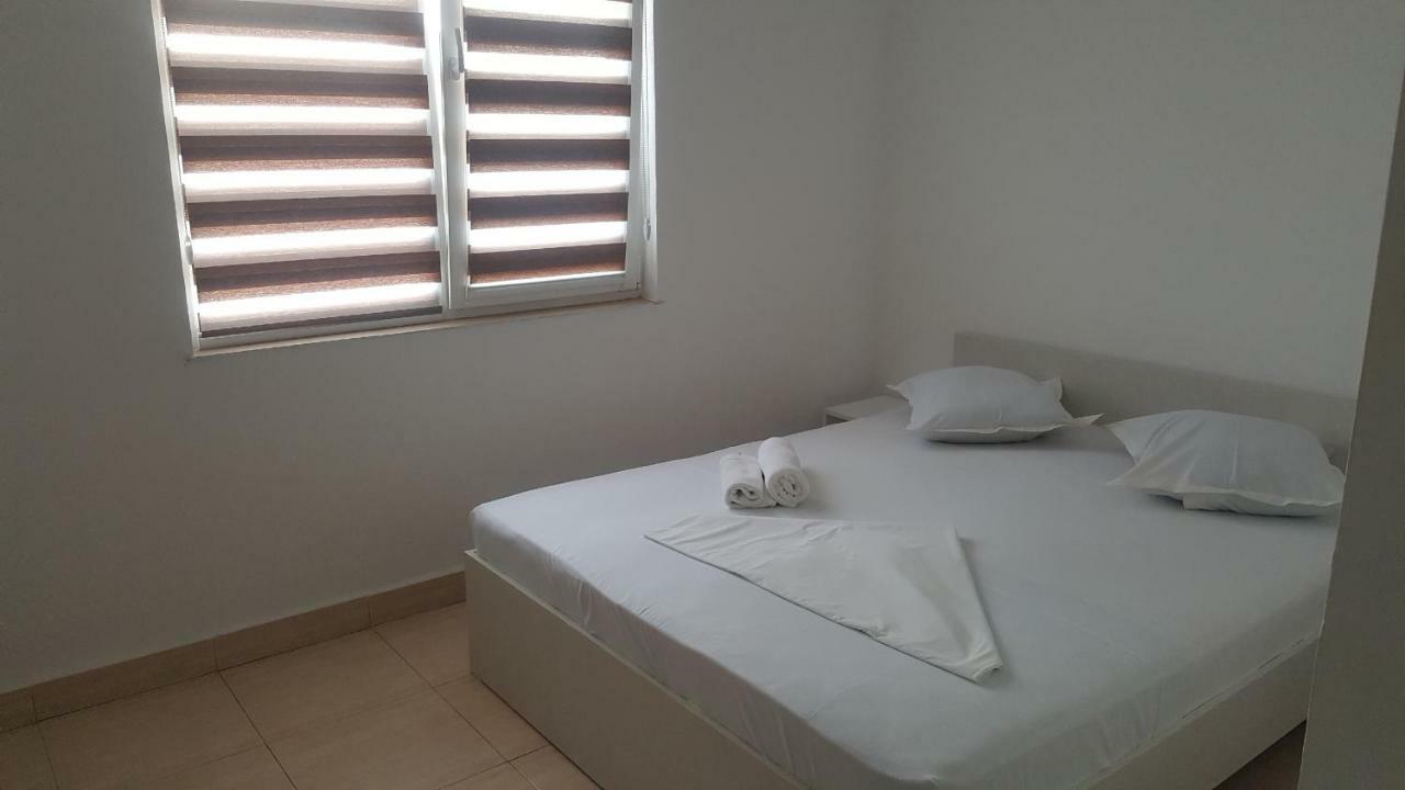 Vila Yza Hotel Западен Ефорие Екстериор снимка