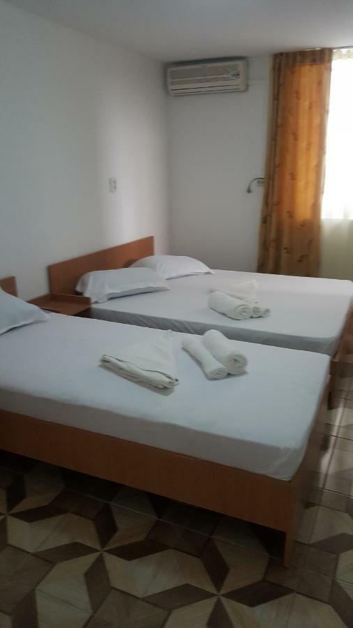 Vila Yza Hotel Западен Ефорие Екстериор снимка